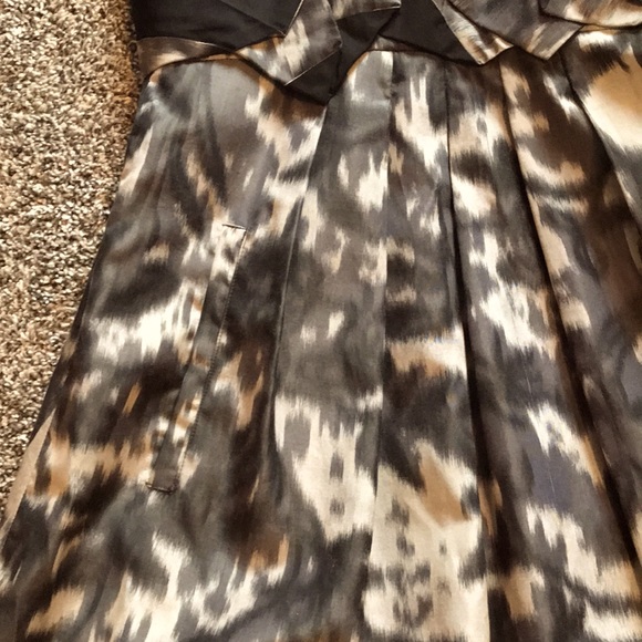 🍀 BCBGMAXAZRIA Dress (2) - Picture 4 of 9